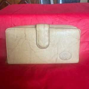 Buxton Cream Leather Wallet Vintage New